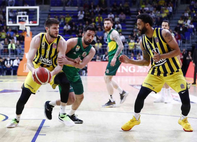 Fenerbahçe Beko Yarı Finalde