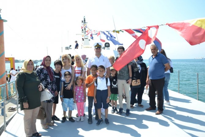 İ̇skenderun’da Sahil Güvenlik Botunu Bin 930 Vatandaş Ziyaret Etti