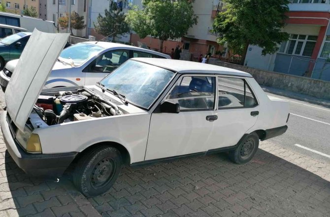 Çalınan Otomobiller Sahiplerine Teslim Ediliyor