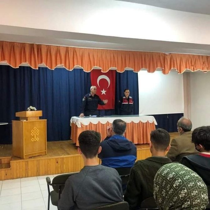 Köyceğiz Anadolu İ̇mam Hatip Lisesi Jandarmayı Konuk Etti