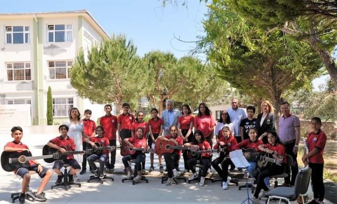 Çeşme’de Tohumlar Geleceğe Taşınıyor