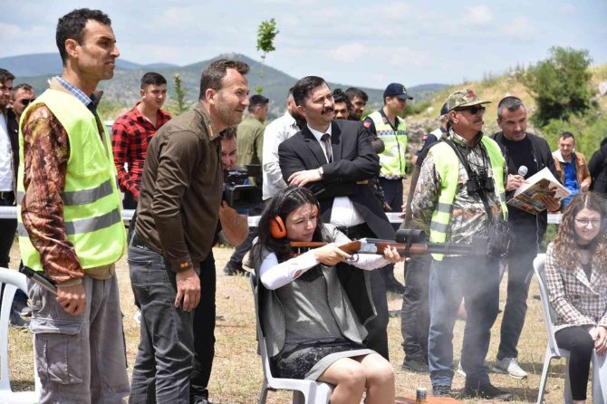 Sındırgı’da Tek Kurşun Atış Yarışması Gerçekleşti