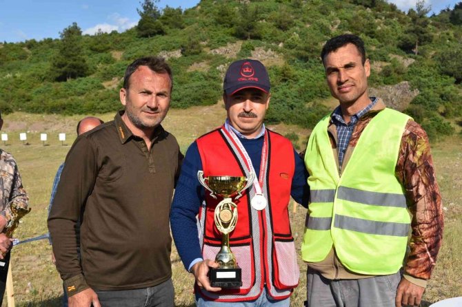 Sındırgı’da Tek Kurşun Atış Yarışması Gerçekleşti