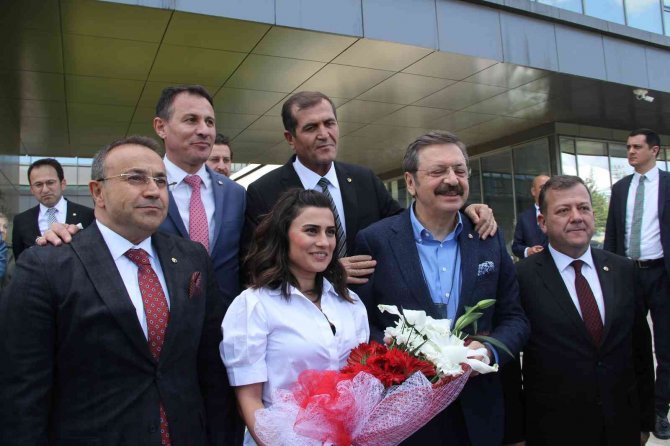 Tobb Başkanı Hisarcıklıoğlu: “Tarım, Gıda, Hayvancılık Sektörlerine Yatırım Yapanlar Kazançlı Çıkacak”