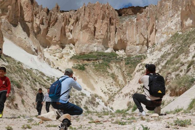 1. Van Fotoğraf Maratonu Tüm Heyecanıyla Devam Ediyor