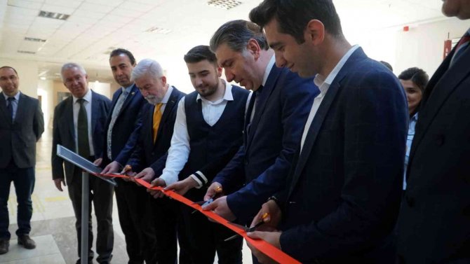 Yalova Üniversitesi’nde Trademaster Finans Laboratuvarı Açıldı