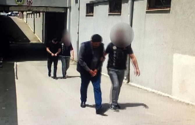 Baba-oğul Uyuşturucu Ticaretinden Tutuklandı