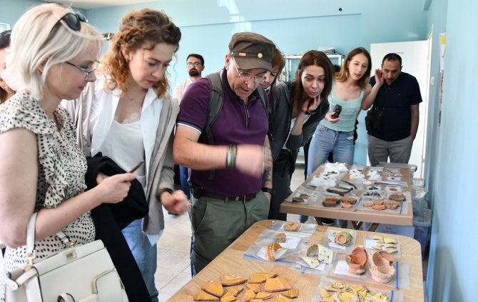 Ressamlar, Altınova’ya Hayran Kaldı