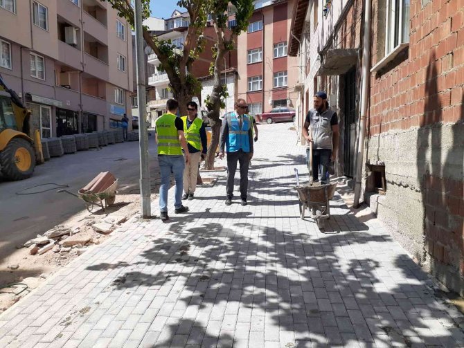 Bilecik’te Eski Kaldırımlar Yenileniyor