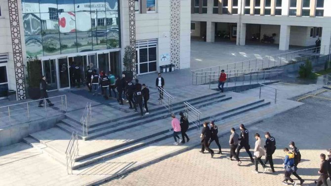 Çanakkale’de Uyuşturucu Operasyonunda 23 Tutuklama