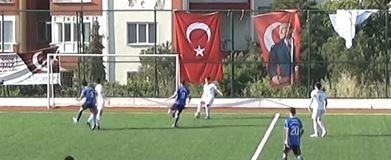 Saha Bir Anda Ringe Dönüştü