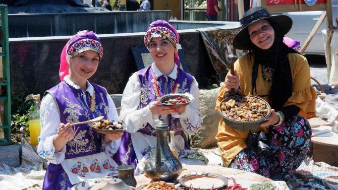 Edirne’de Sokak Lezzetleri Tanıtımı Başladı
