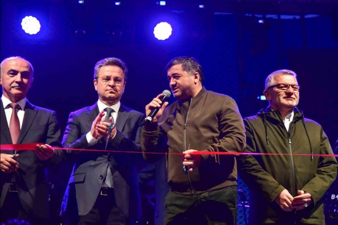 Karadeniz’in En Büyük Plajlarından Biri Giresun’da Hizmete Açıldı