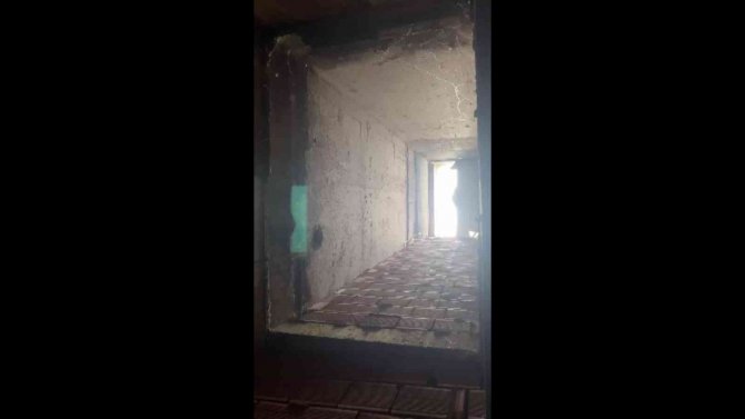 Kartal’da 20 Metre Yüksekten Havalandırma Boşluğuna Düşen Çocuk Yaralandı