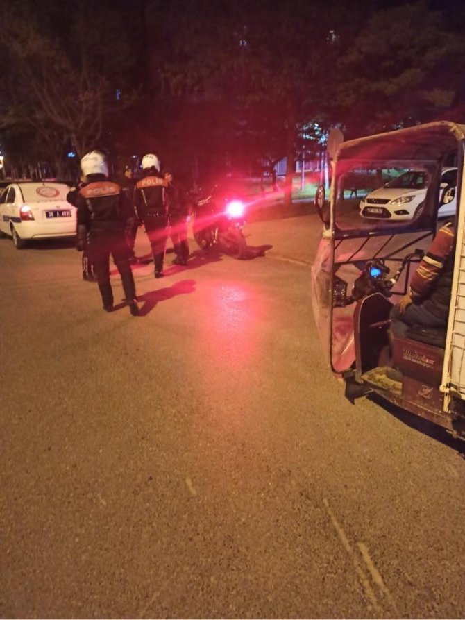 Metruk Bina Uygulamasında Hırsızlık Şüphelisi 45 Kişi Yakalandı