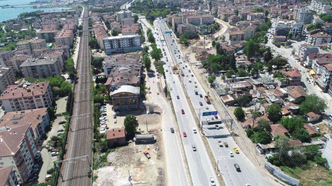 D-100’de Birer Şerit Trafiğe Kapatıldı