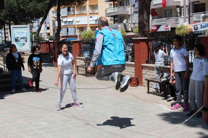 Salihli’de Kültür Şenliği Düzenlendi