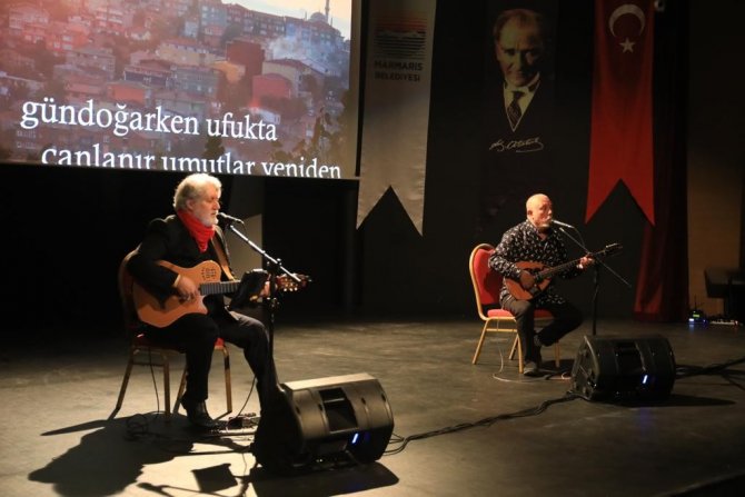 Marmaris’teki 19 Mayıs Etkinlikleri Grup Gündoğarken’in Müzikli Oyunu İle Final Yaptı