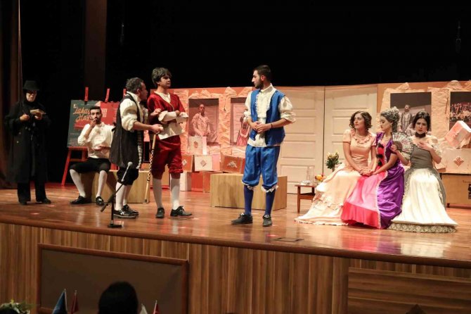 Moliere’in ‘Cimri’si Hasan Kalyoncu Üniversitesi’nde Sahnelendi