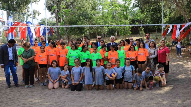Datça’ya Basketbol Ve Voleybol Sahası