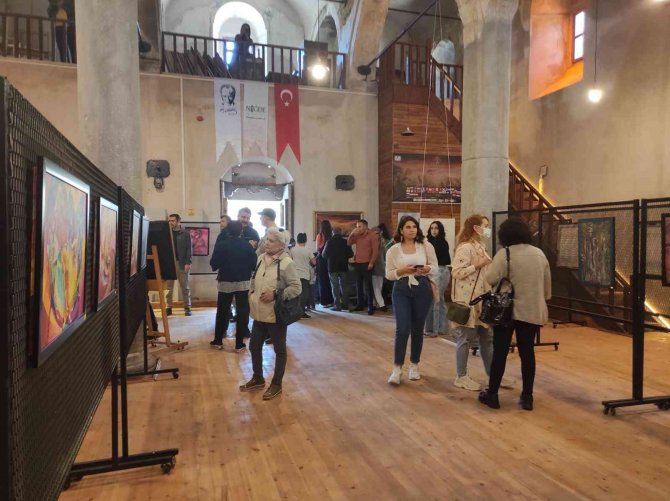 Niğde’de "Sanat Sarsıntısı-9" Uluslararası Resim Sergisi Açıldı