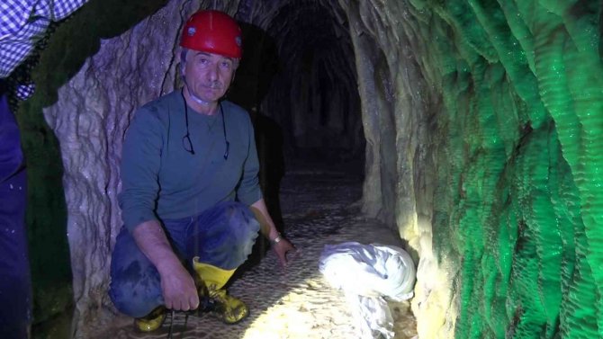 Profesör Gizemli Mağarayı İnceledi: “Önemli Bir Mağara, Bölgemize Zenginlik Katacak”