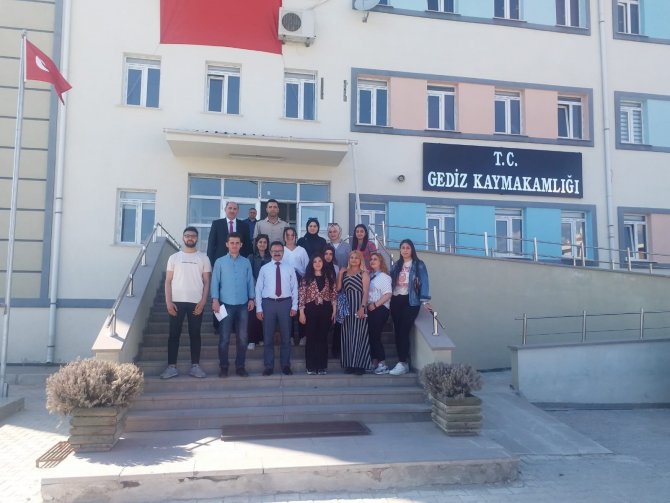 Şaphane Meslek Yüksekokulu Öğrencileri Gediz’de Kurum Ziyareti Gerçekleştirdi