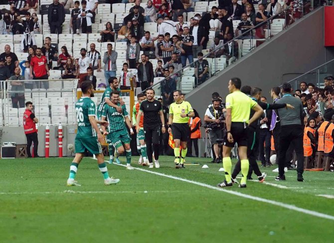 Spor Toto Süper Lig: Beşiktaş: 0 - İ̇h Konyaspor: 1 (İ̇lk Yarı)