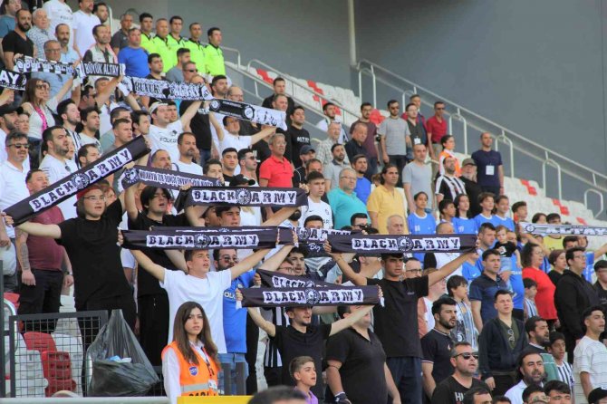 Spor Toto Süper Lig: Altay: 1 - Kasımpaşa: 2 (İ̇lk Yarı)