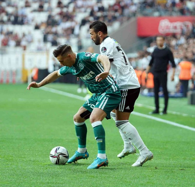 Spor Toto Süper Lig: Beşiktaş: 0 - Konyaspor: 0 (Maç Devam Ediyor)