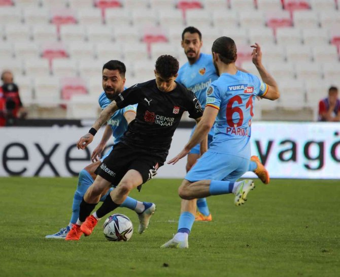 Spor Toto Süper Lig: Dg Sivasspor: 2 - Y. Kayserispor: 1 (Maç Sonucu)