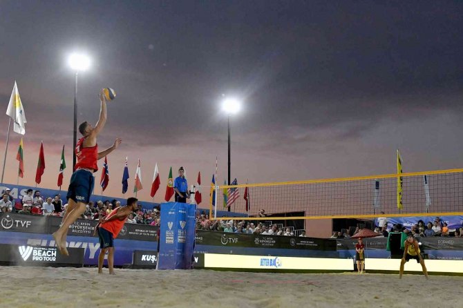 Milliler, Plaj Voleybolunda İlk 18 Takım Arasına Kaldı
