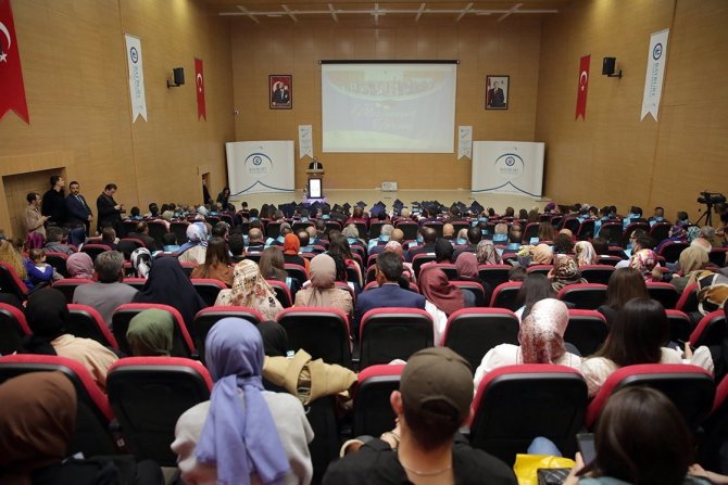 Vali Epcim, Üniversitede Mezuniyet Törenine Katıldı