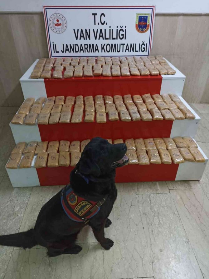 Çaldıran’da 72 Kilo 500 Gram Eroin Ele Geçirildi