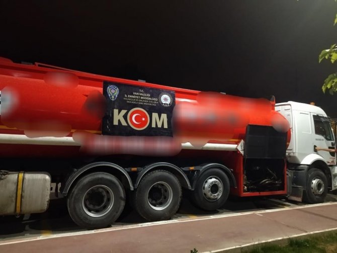 Van’da 14 Ton 400 Litre Karışımlı Akaryakıt Ele Geçirildi
