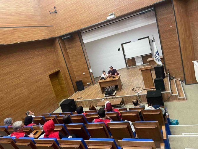Ağrılı Eğitimci Yazar İ̇brahim Altun Marmara Üniversitesi’nde Gençlerle Buluştu