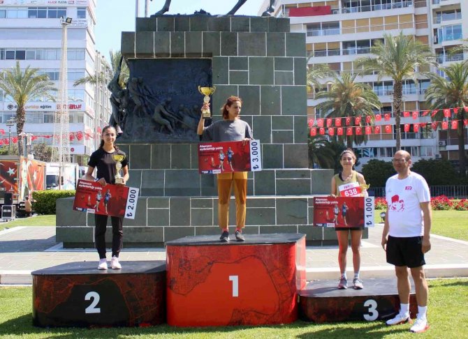 1919 Kişi, İ̇zmir’den “Ata”sına Koştu