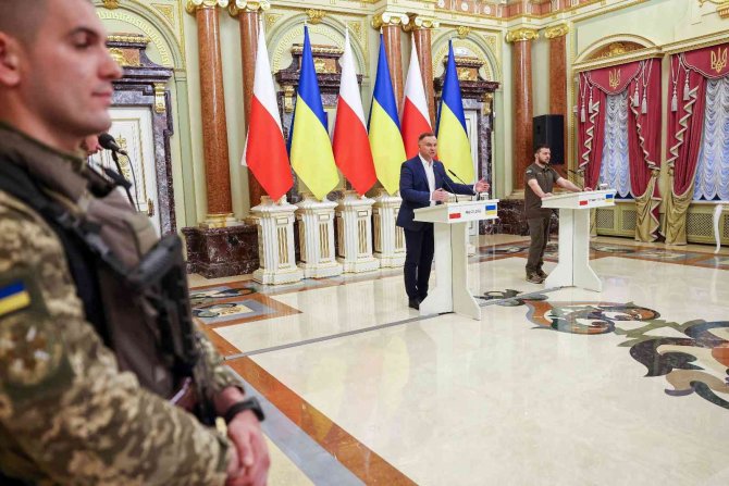 Polonya Devlet Başkanı Duda: “Dünyanın Büyük Bir Gıda Üreticisi Olan Ukrayna’ya İhtiyacı Var”
