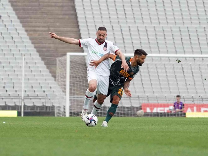 Spor Toto Süper Lig: Fatih Karagümrük: 0 - Alanyaspor: 1 (Maç Sonucu)