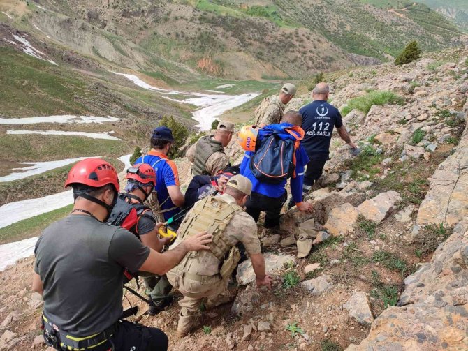 Mantar Toplamaya Giderken Bacağını Kıran Vatandaşın İmdadına Afad, Jandarma Ve 112 Yetişti