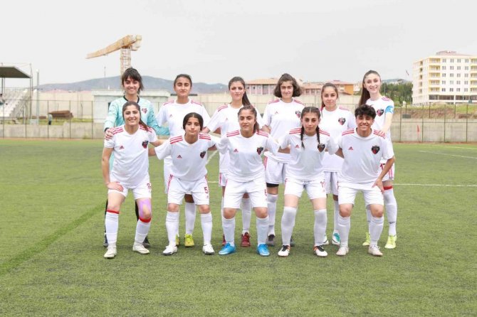 Van Büyükşehir Belediyesi Finale Yükseldi