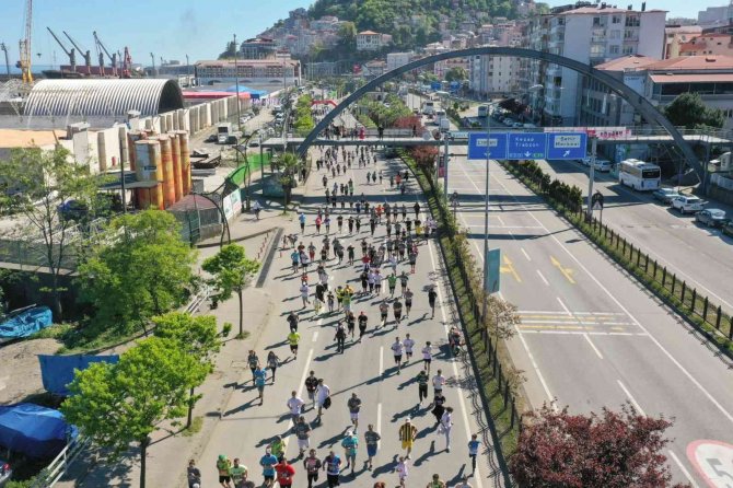 Giresun Yarı Maratonu Koşuldu
