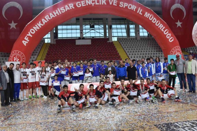 Okul Sporları Türkiye Birinciliği Basketbol Müsabakaları Sona Erdi