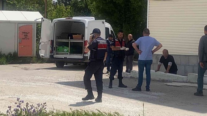 Kayıp Olarak Aranan Gencin Gömülü Cesedi Bulundu