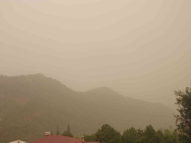Tunceli’de Toz Taşınımı Etkili Oldu