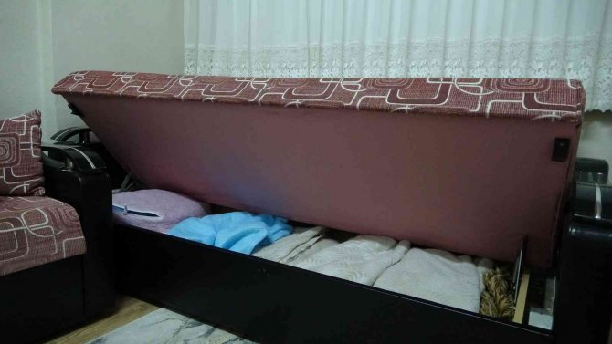 Tatilden Evlerine Döndüler, Gördüklerine İnanamadılar