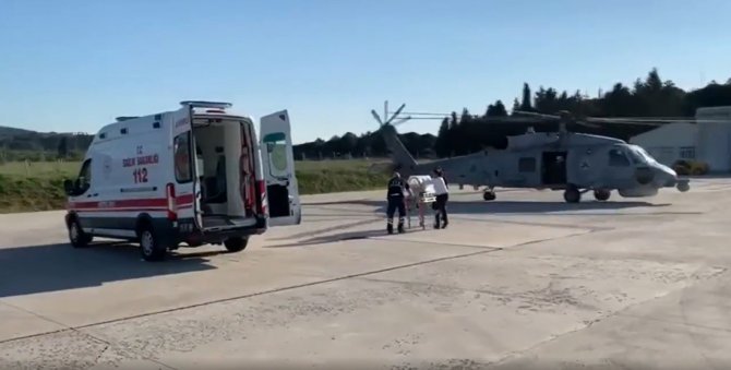 Yeni Doğan Bebeğin Köprücük Kemiği Kırıldı, Vücudu Mosmor Oldu