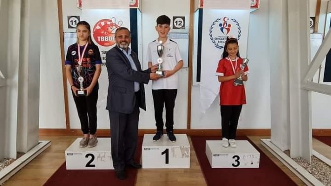 Türkiye Dart Şampiyonasına Denizlili Sporcular Damga Vurdu