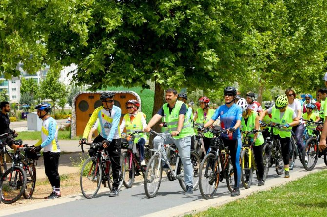 Yenişehir Spor Kulübü Yeşilay Bisiklet Turuna Katıldı