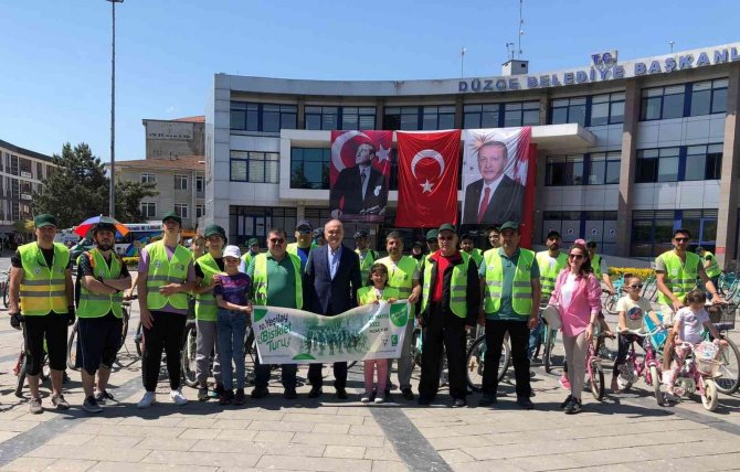 Düzce’de Pedallar Bağımlılıktan Uzak Nesiller İçin Döndü